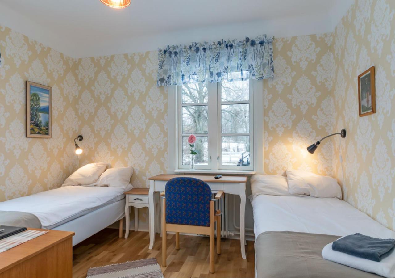 Malmgardens Vandrarhem B&B Strängnäs Esterno foto