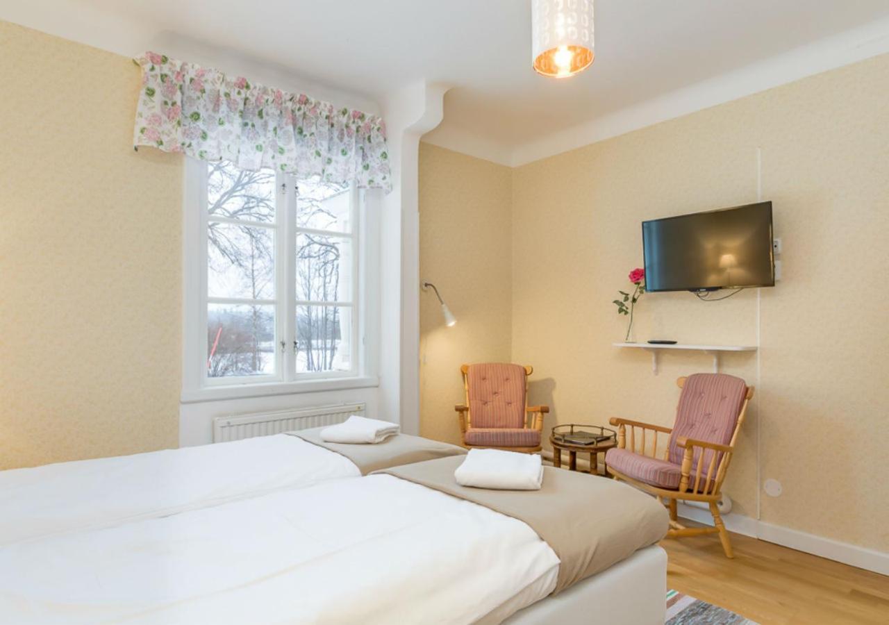 Malmgardens Vandrarhem B&B Strängnäs Esterno foto