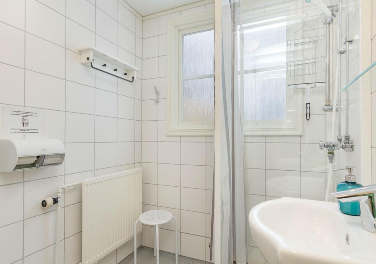 Malmgardens Vandrarhem B&B Strängnäs Esterno foto